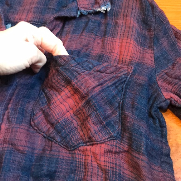 CLOTH & STONE XS Double-Knit V-Neck Plaid Top Distressed Edging Button Pocket - Picture 2 of 7